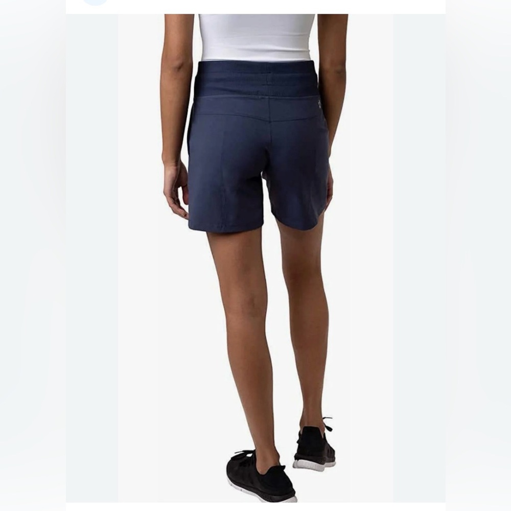 Tuff Athletics Women's Hybrid Shorts purple large
